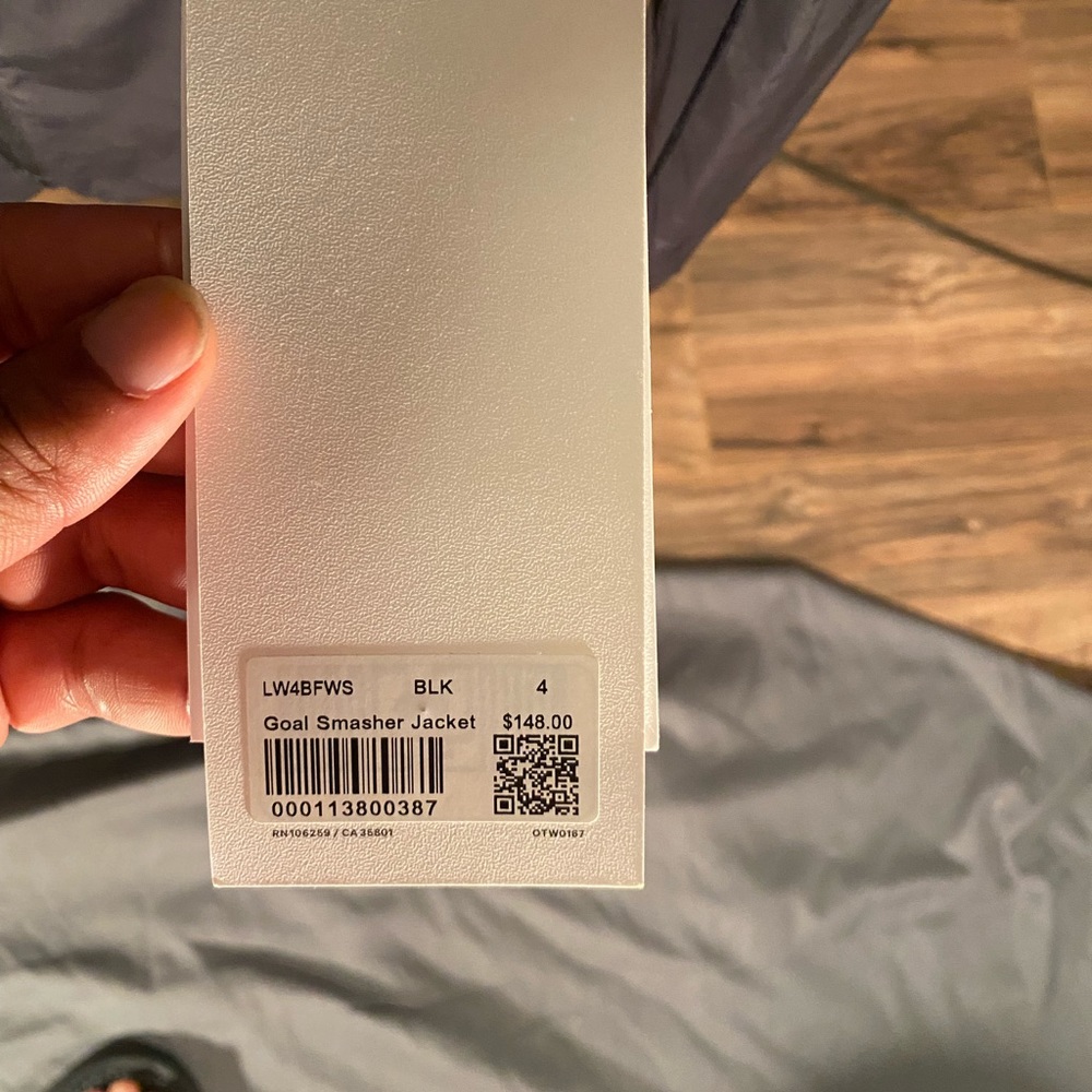 Lululemon black Jacket - Picture 4 of 4